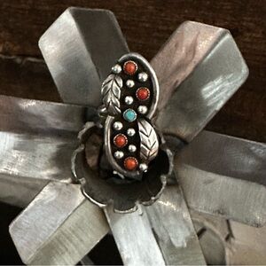 Vintage Zuni Sterling Silver Turquoise and Coral Ring. Etched 692. 14g. Size 6.5